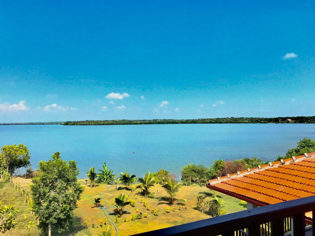 Ashansa Lagoon Resort Tangalle Exterior photo