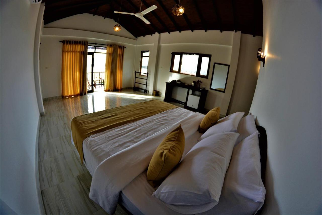 Ashansa Lagoon Resort Tangalle Exterior photo